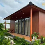 Melaka Ho Tram - Beachside Bungalows & Nature Retreat